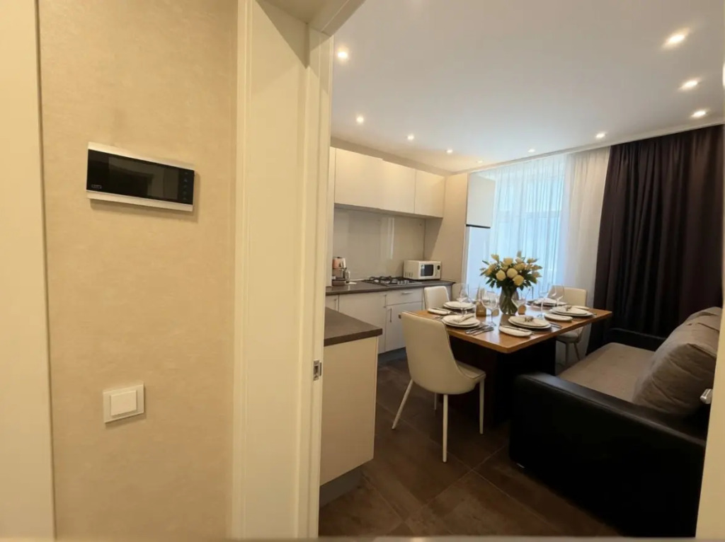 Апартаменты Deluxe c двумя спальнями и сан. узлами на Баумана ApartKazan