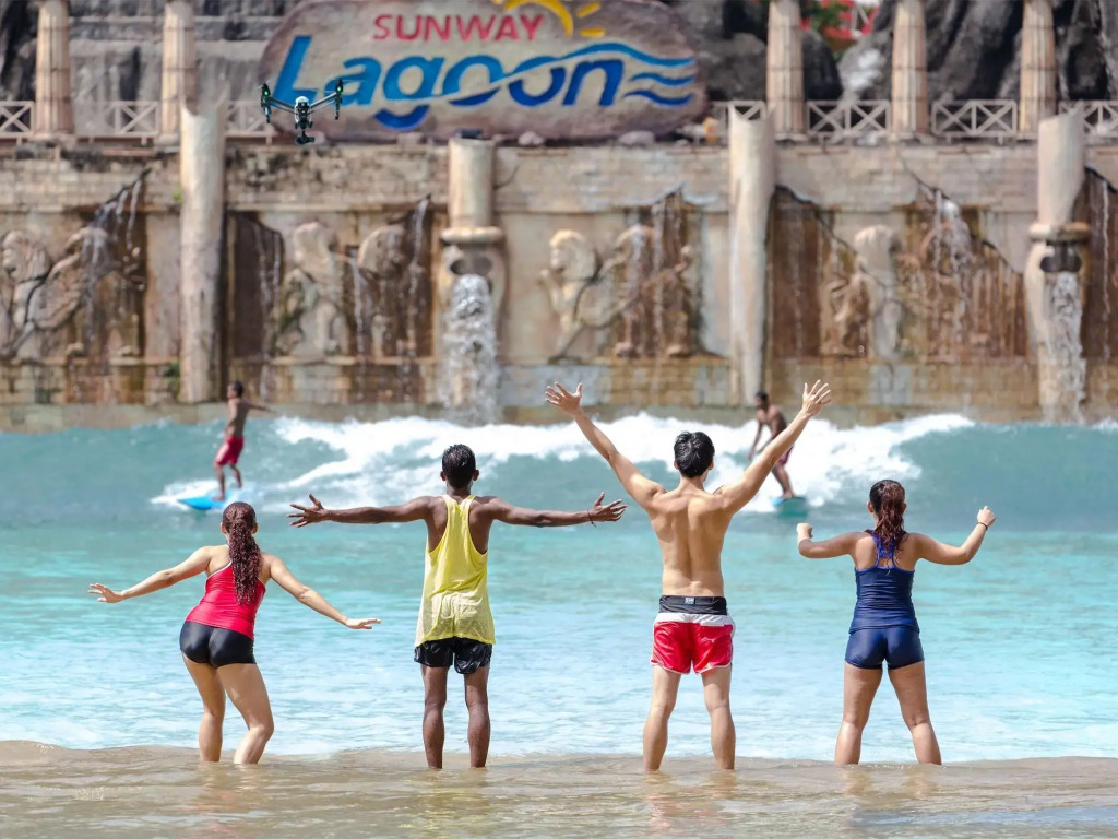 Sunway Lagoon Hotel , formerly Sunway Clio Hotel