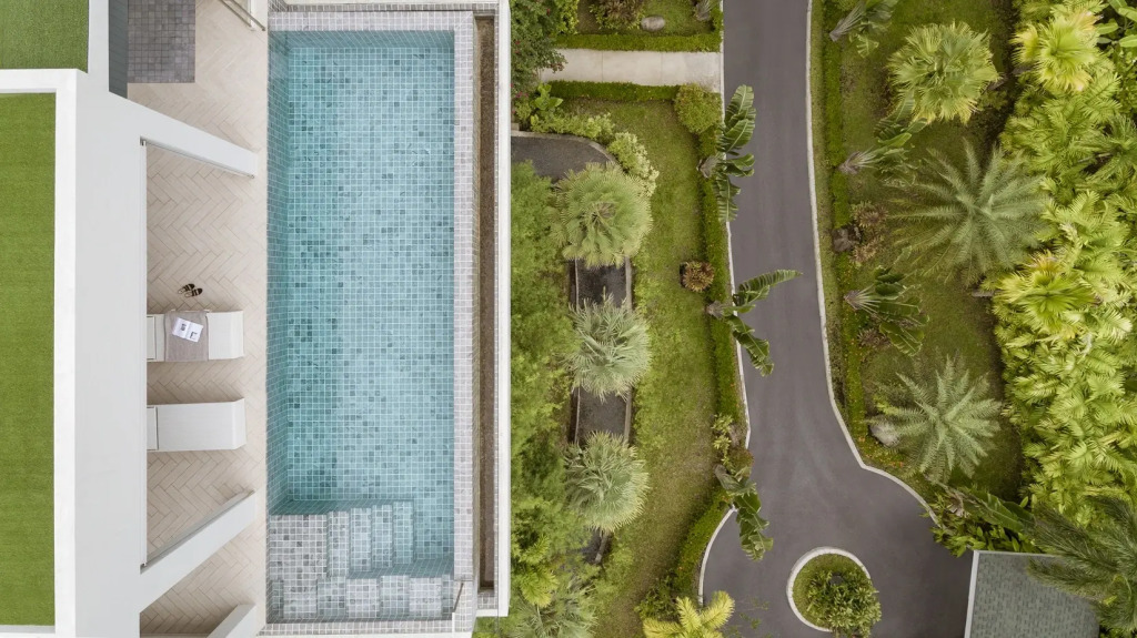 Отель The Pavilons Phuket