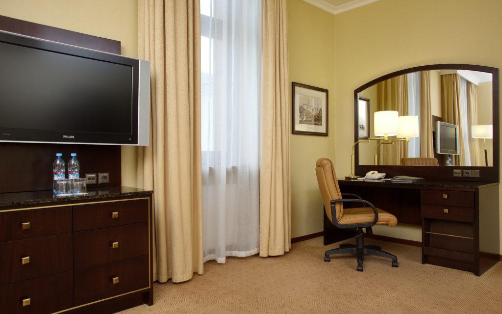 5 ★ Отель Hilton Москва Ленинградская