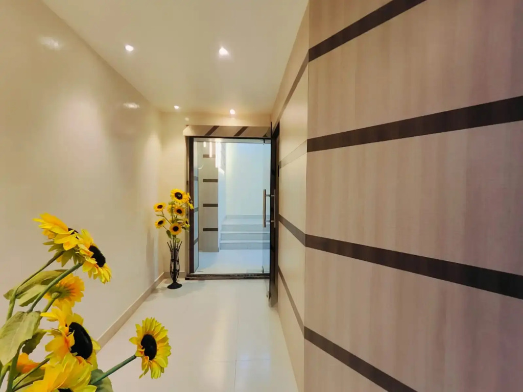 Отель Best Inn By Book Meri