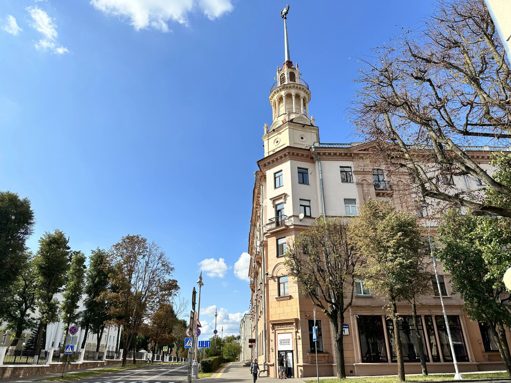 Апартаменты InterLoft 7 Old Town Free Parking Wi-Fi 100/50 Smart TV