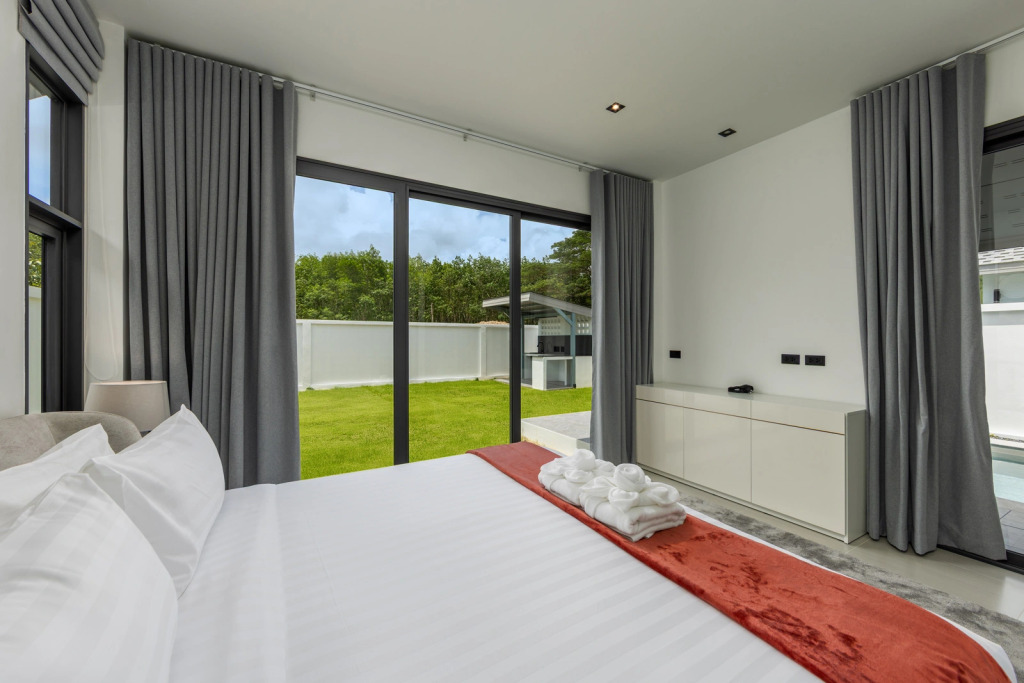 Курортный отель Akara Pool Villas Phuket by Tropic Look