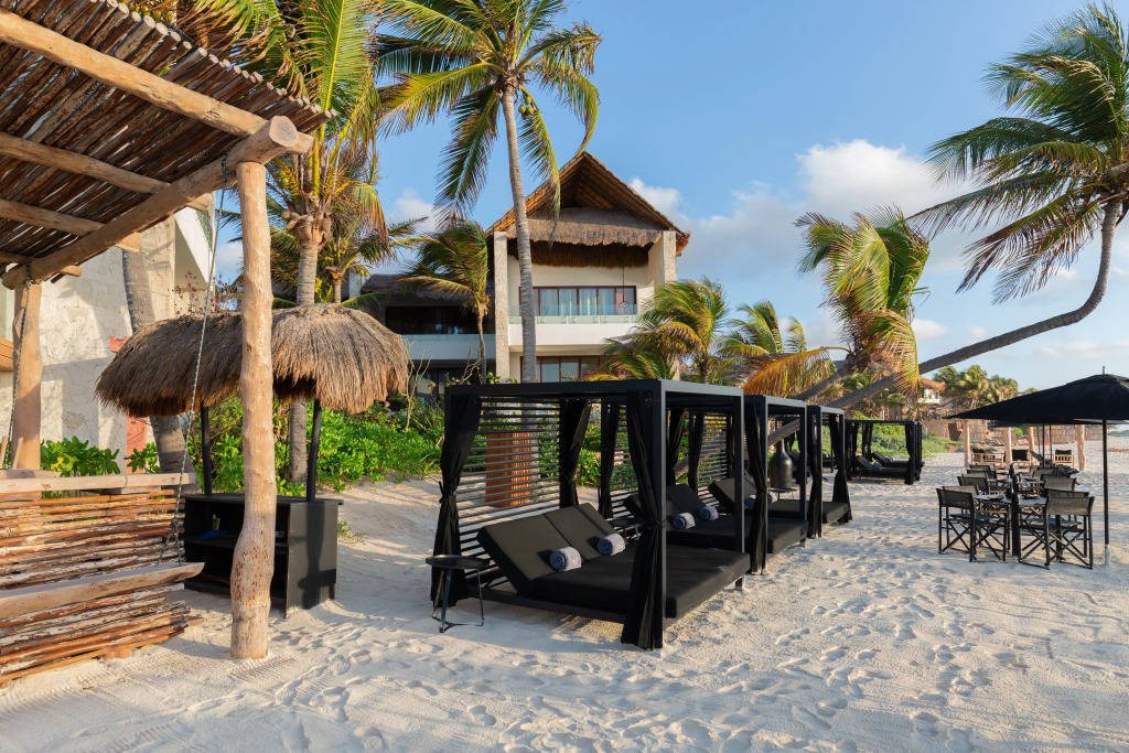 Tago Tulum by G Hotels
