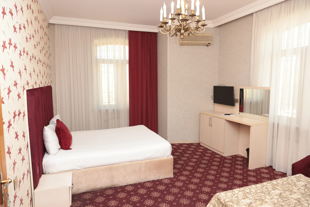 Green Inn Hotel