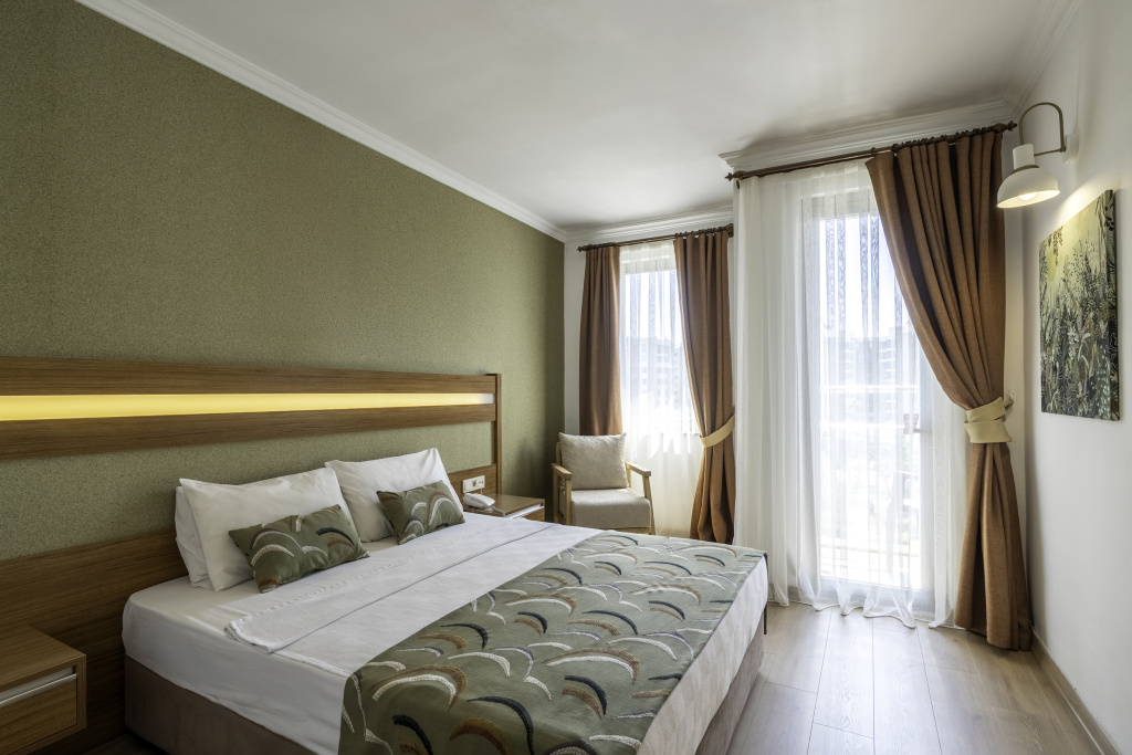 La Brisa Hotel