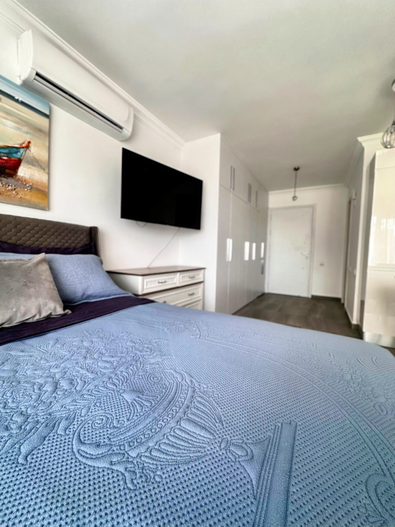Апартаменты Thalassa Beach Resort
