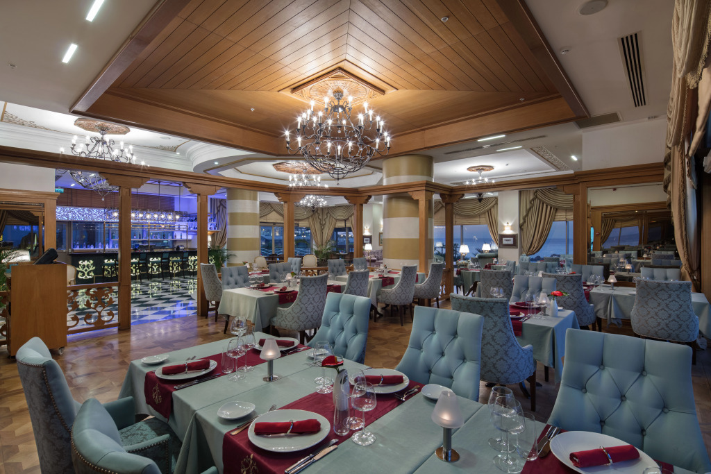 Отель Merit Royal Premium Casino & SPA