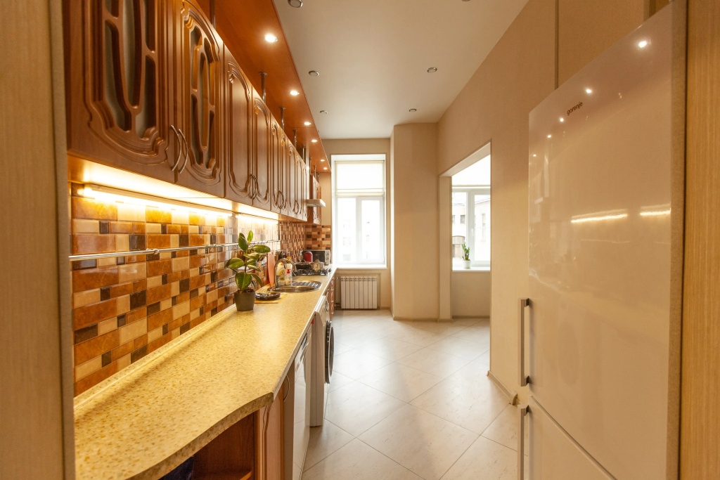 Квартира 3-ком. 80 кв.м. в центре