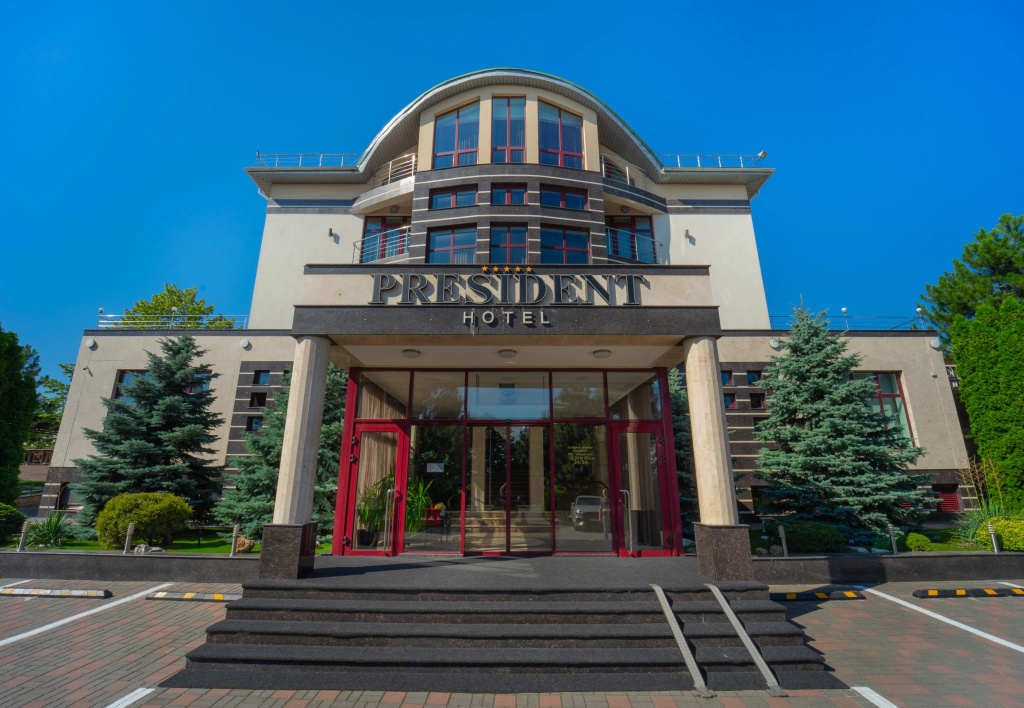 President Resort Hotel