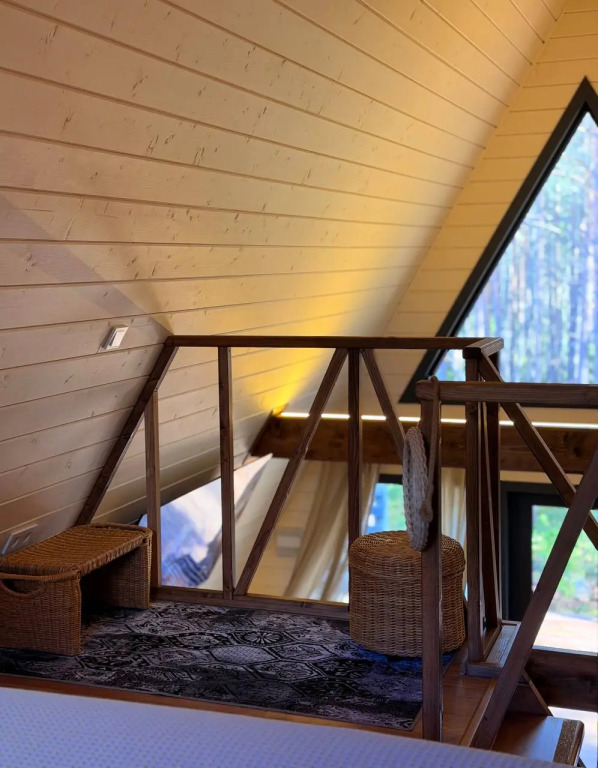 Частный дом Уединенный A-Frame в сосновом лесу