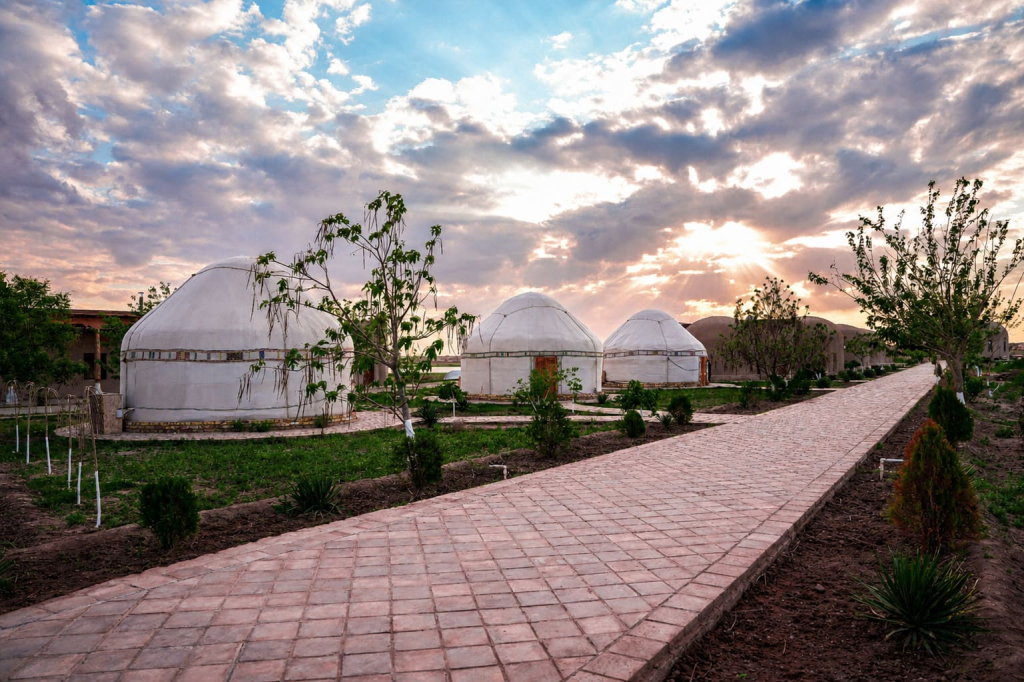 Глэмпинг City of Magicians Yurt&Desert Experience
