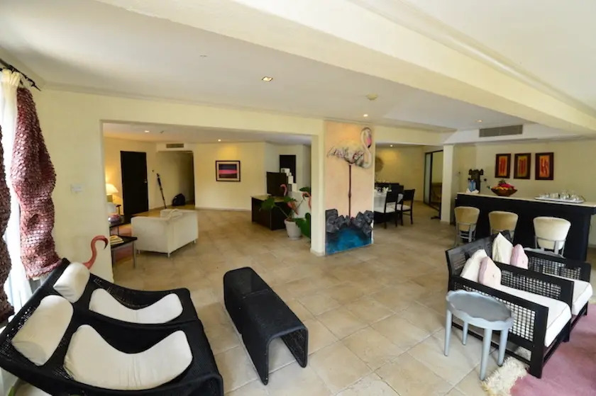 Отель Diani Reef Beach Resort & Spa