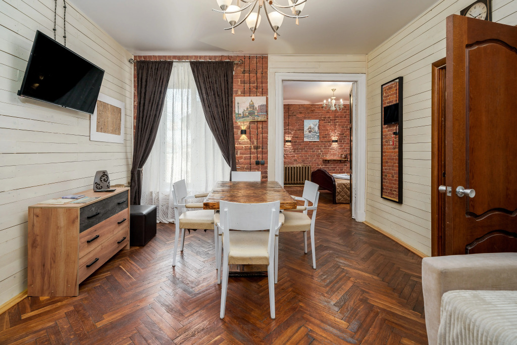 Апартаменты SREDNYAYA PODYACHESKAYA 6 APARTMENTS Просторные трехкомнатные апартаменты Park Lane Inn для 3-х взрослых