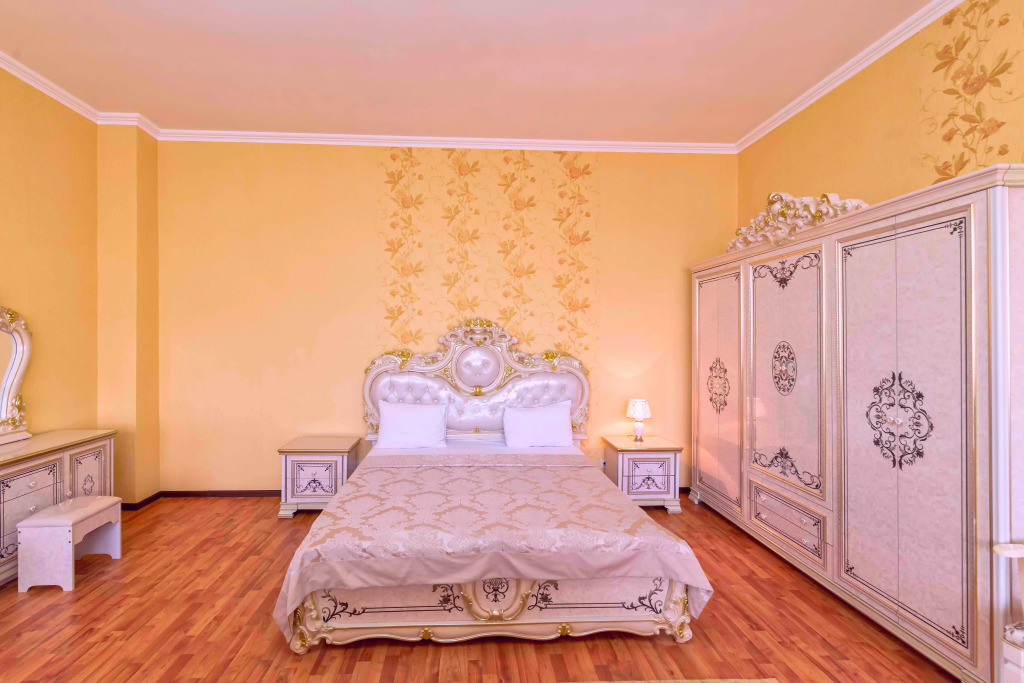 Starway Hotel