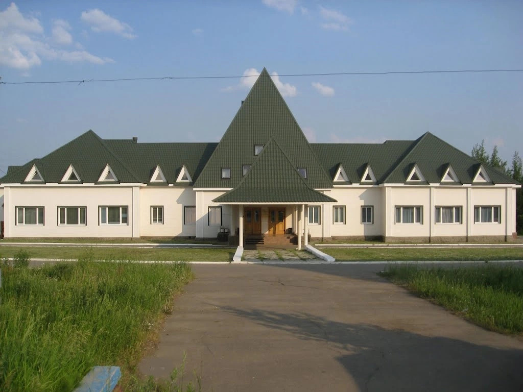 2 ★ Отель Люкс