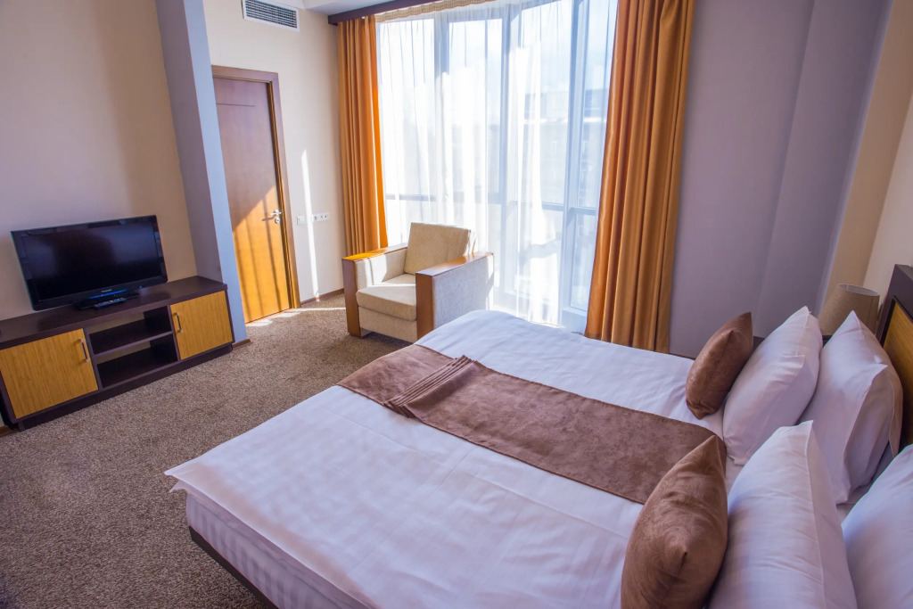 Ani Central Inn