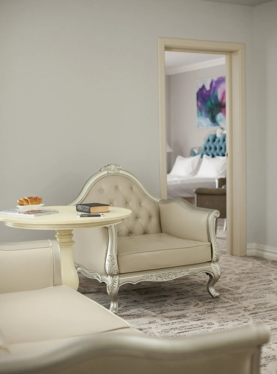 Bristol Central Park Hotel