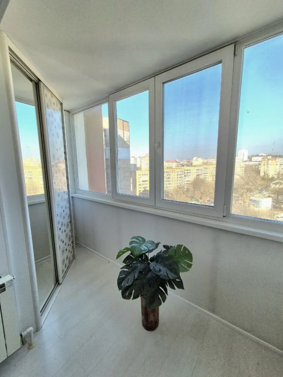 Квартира Просторная 2-к квартира в центре Владивостока