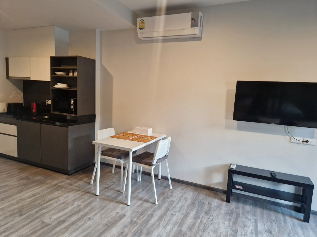 Апартаменты The Deck Patong