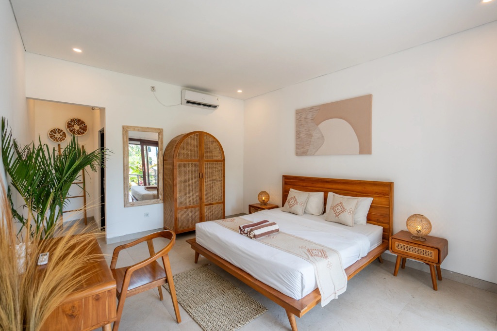 Canggu 4BR Private Pool Rooftop Mila Mou Villa by Bali Bliss Properties