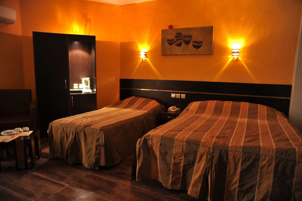Malek Hotel