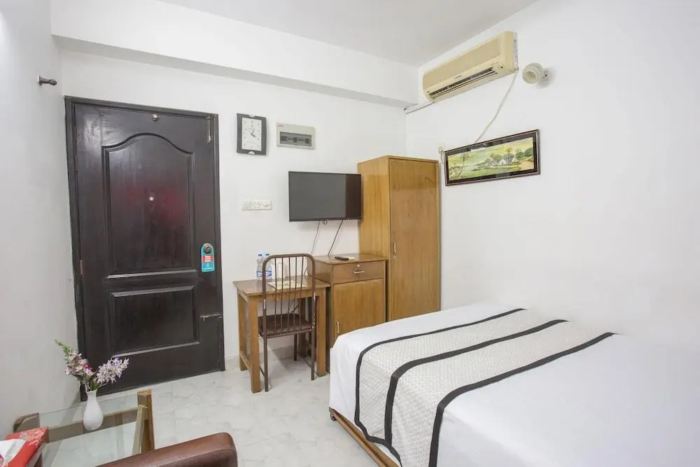 Отель Sel Nibash Hotel & Serviced Apartments