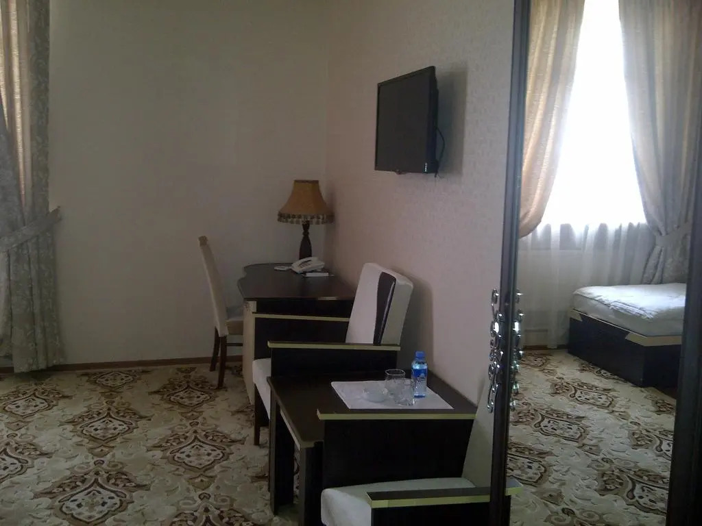 Service Hotel