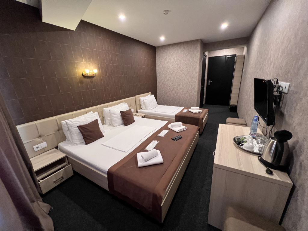Hotel Voyager