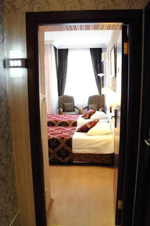 Nil Hotel