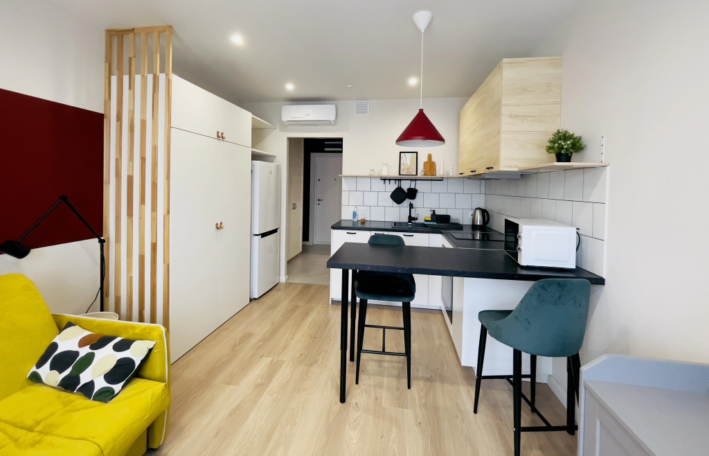 U Krokus Ekspo Flat 19 Etazh