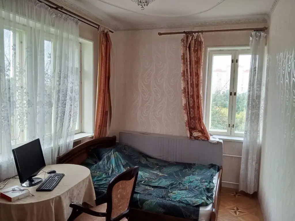 U Metro Living quarters