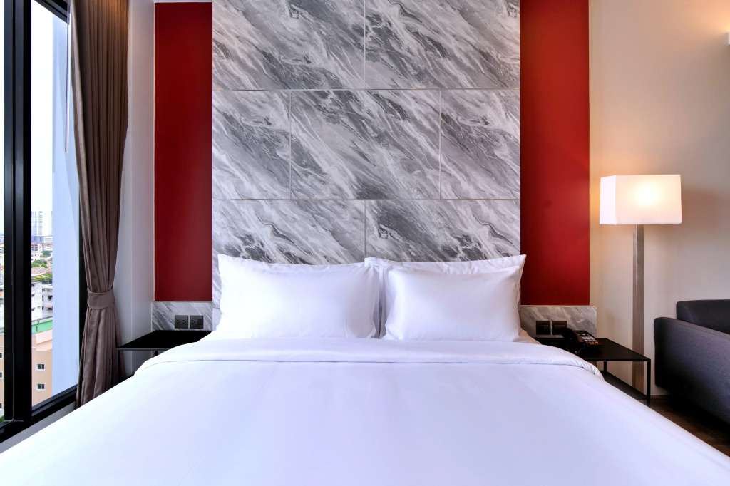 Отель Thaya Hotel Bangkok