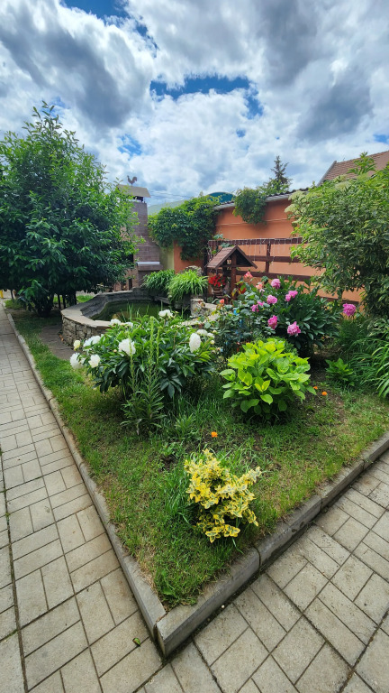 Частный дом Деревянный коттедж