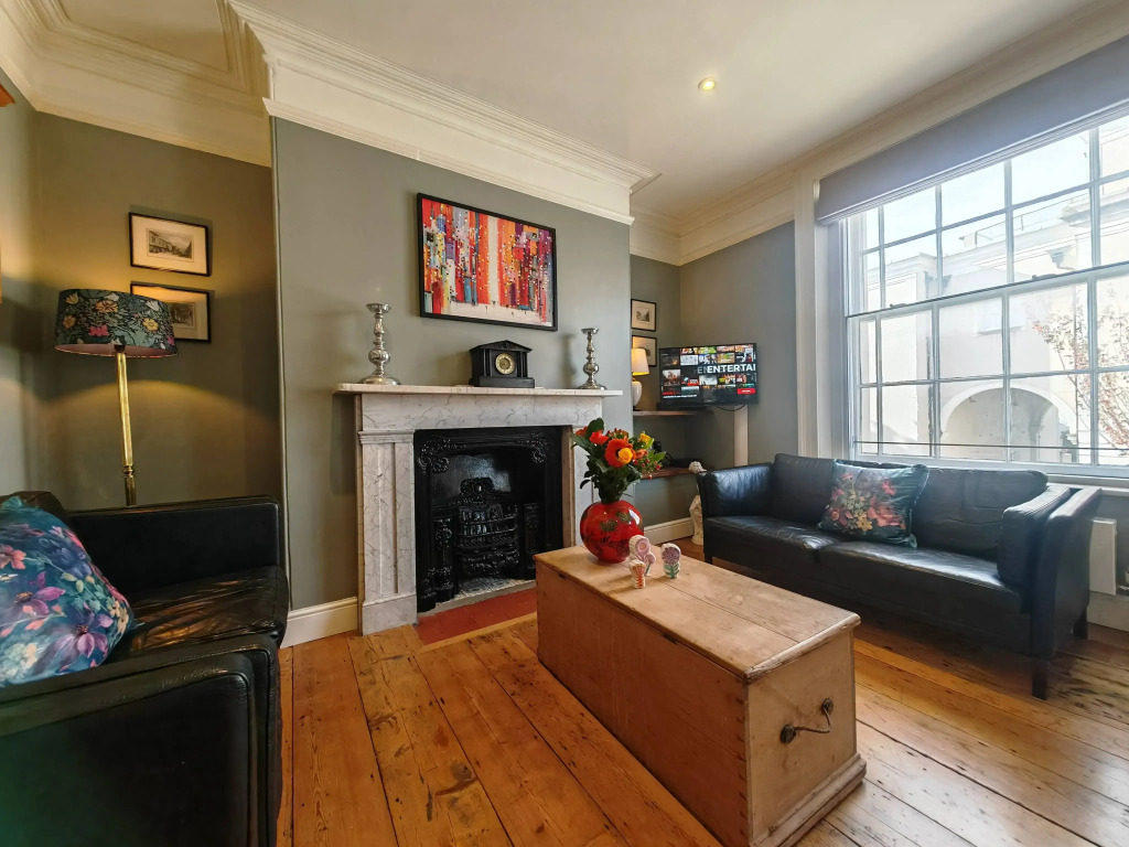 Апартаменты Historic Winchester Apartment