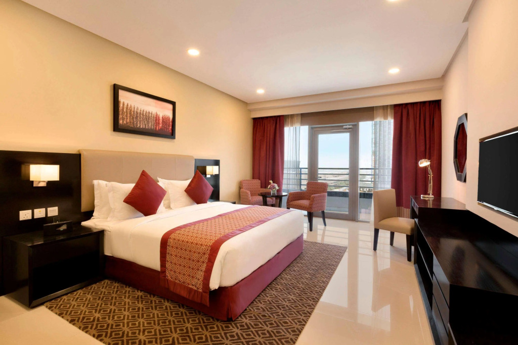 Ramada Hotel and Suites Amwaj Islands