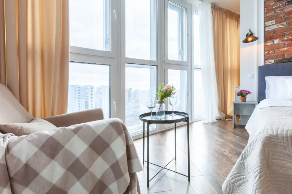 Апартаменты RentPlaza c панорамным видом на город 1