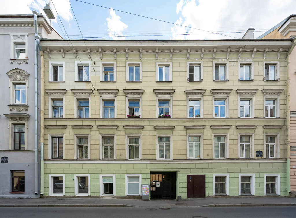 Апартаменты на улице Декабристов рядом с Исакиевским собором.