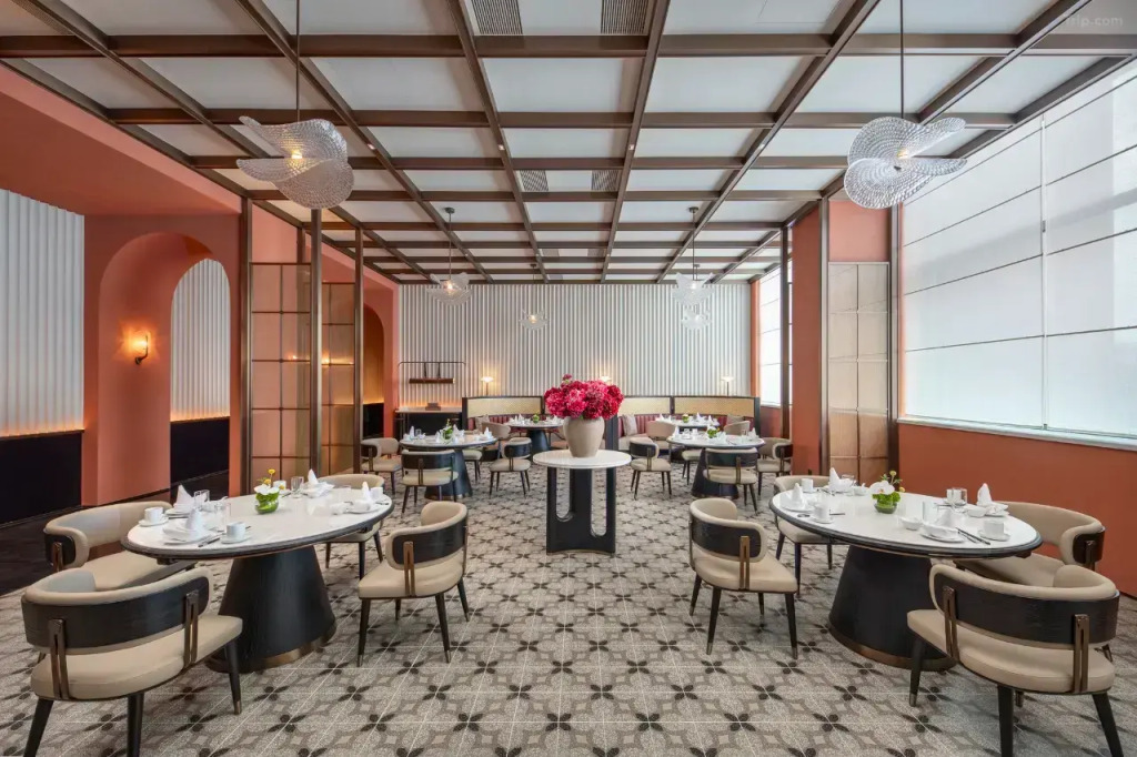 Отель Crowne Plaza Beijing Tongzhou by IHG