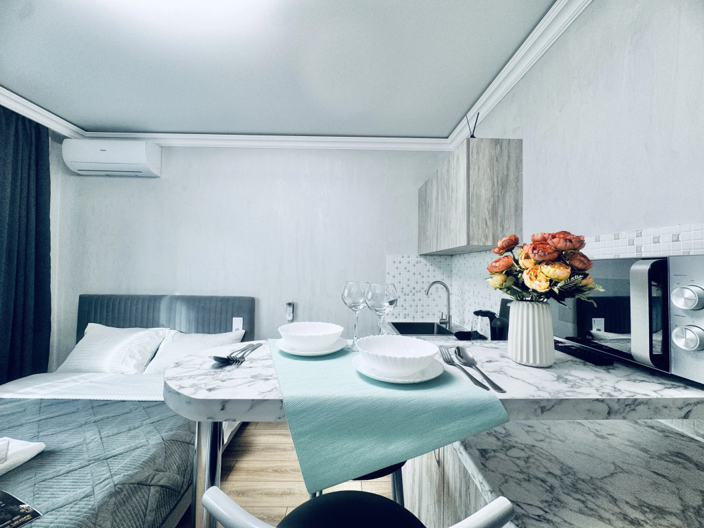 Апартаменты Vegas Apartments Бурнаковская 109