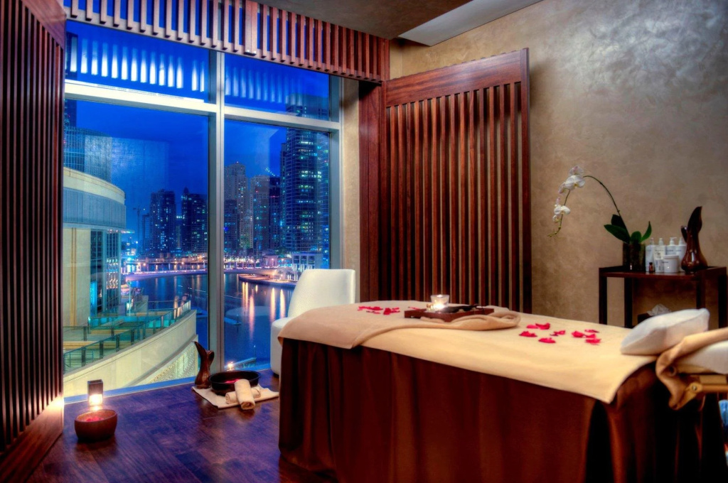 Отель JW Marriott Hotel Marina