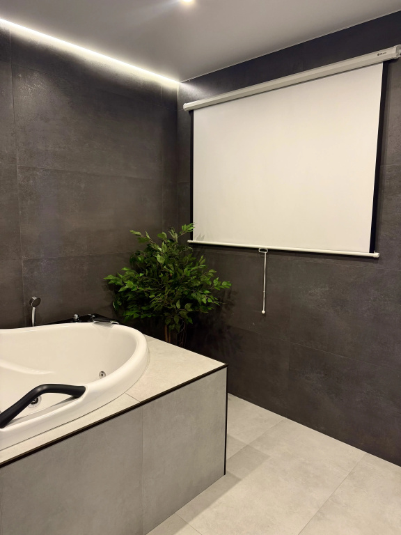 Частный дом Eliza Home с джакузи в Сосновских Горках