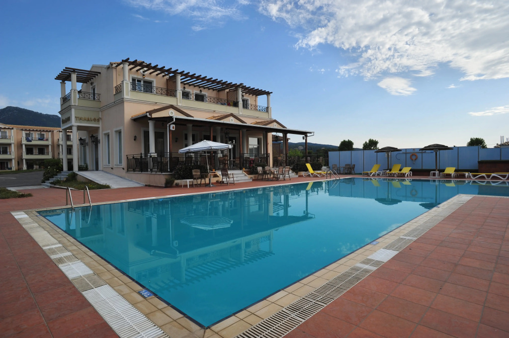 Апарт-отель Thinalos Apartments, Corfu