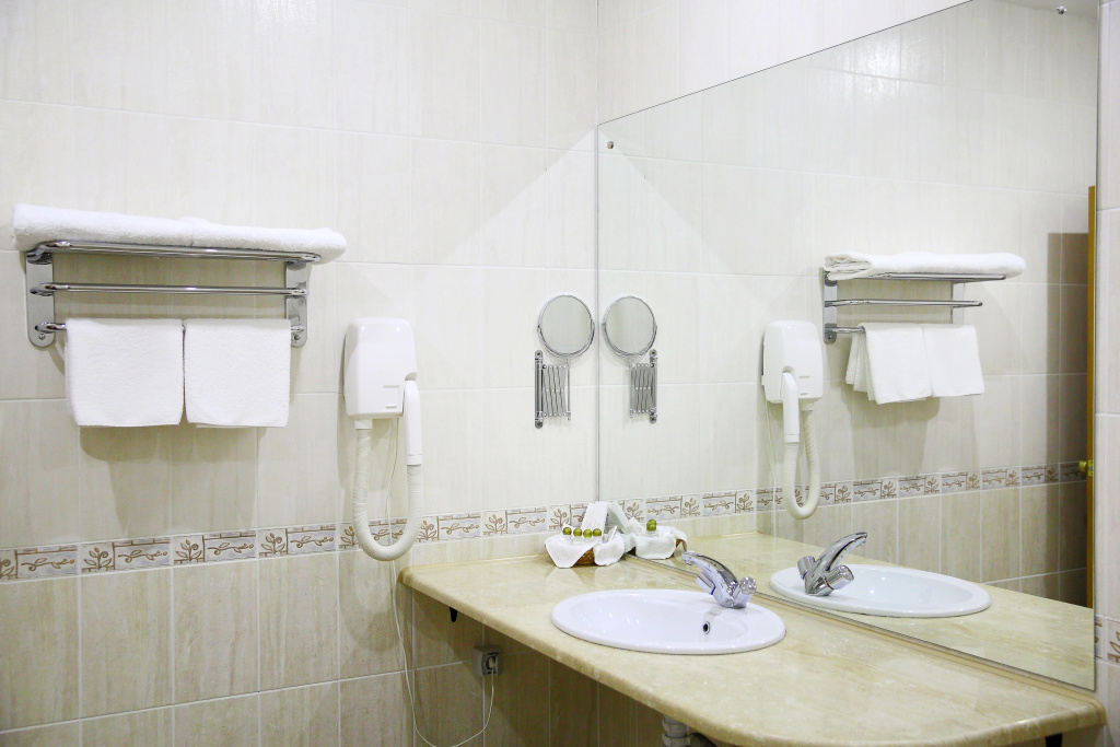 Отель Гостинично-развлекательный Комплекс Континент