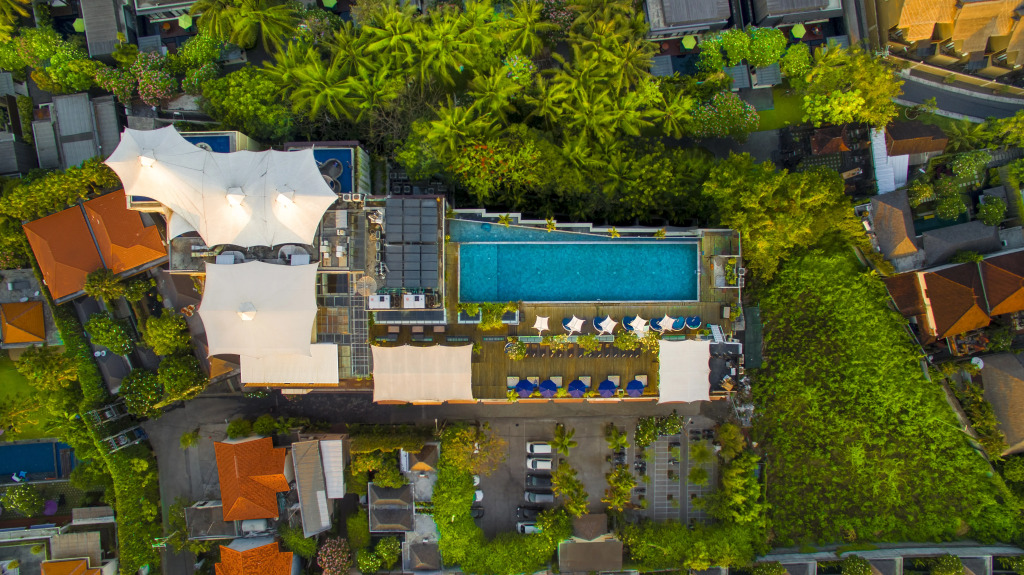 Отель de Vins Sky Hotel Seminyak