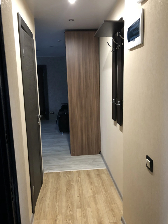 Квартира Двухкомнатная на Крестовой 126