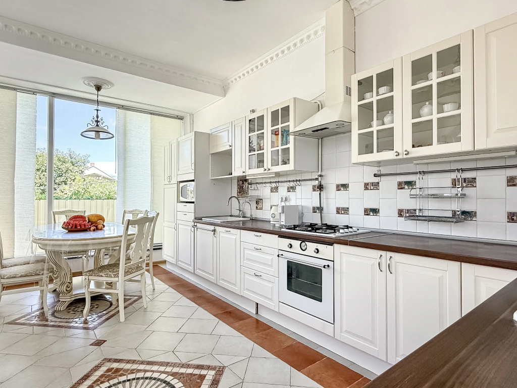 Вилла 240м2 с камином и видом на море до 8 человек
