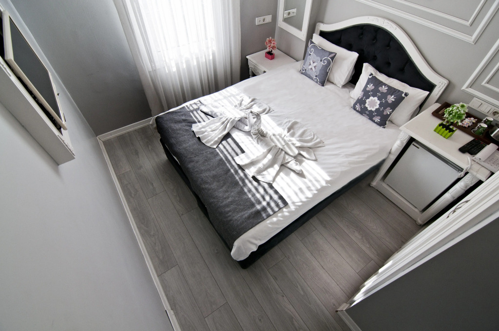 Nova City Hotel