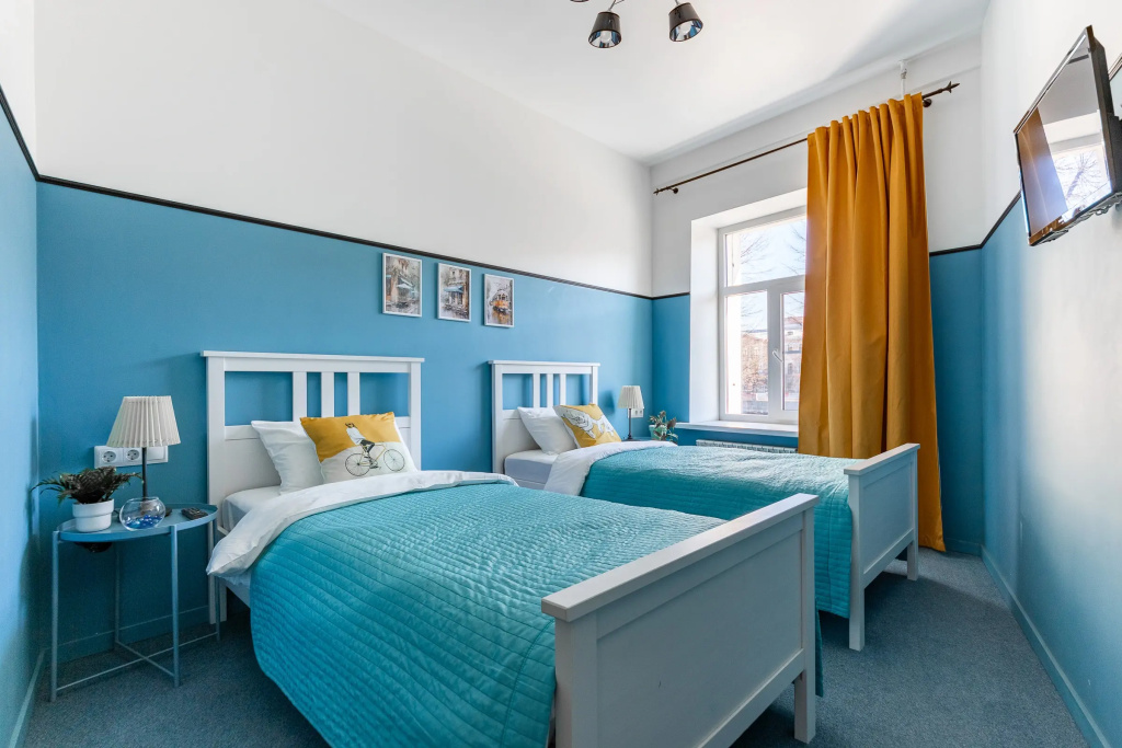 Меблированные комнаты Chevron Inn