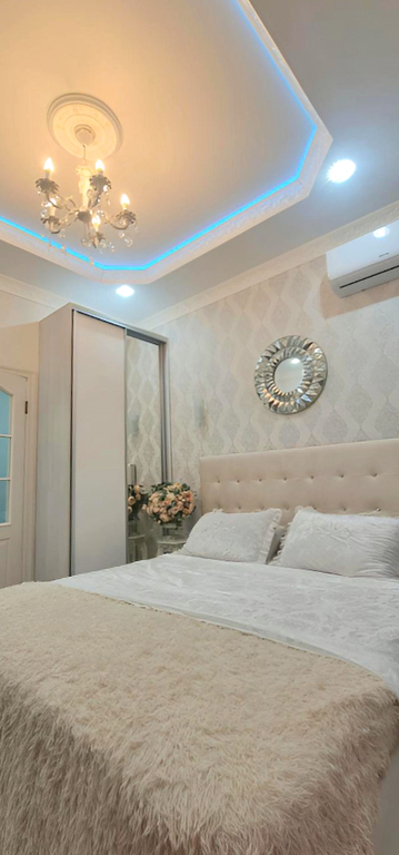 Квартира Royal Apartment на Крымской 22 Четырехкомнатные